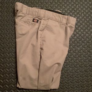 Dickies flex khaki color way